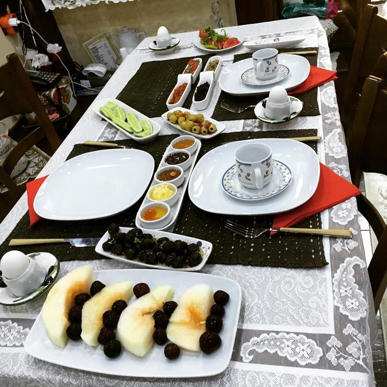 Papazin Konagi Hotel ไอวาลิค ภายนอก รูปภาพ