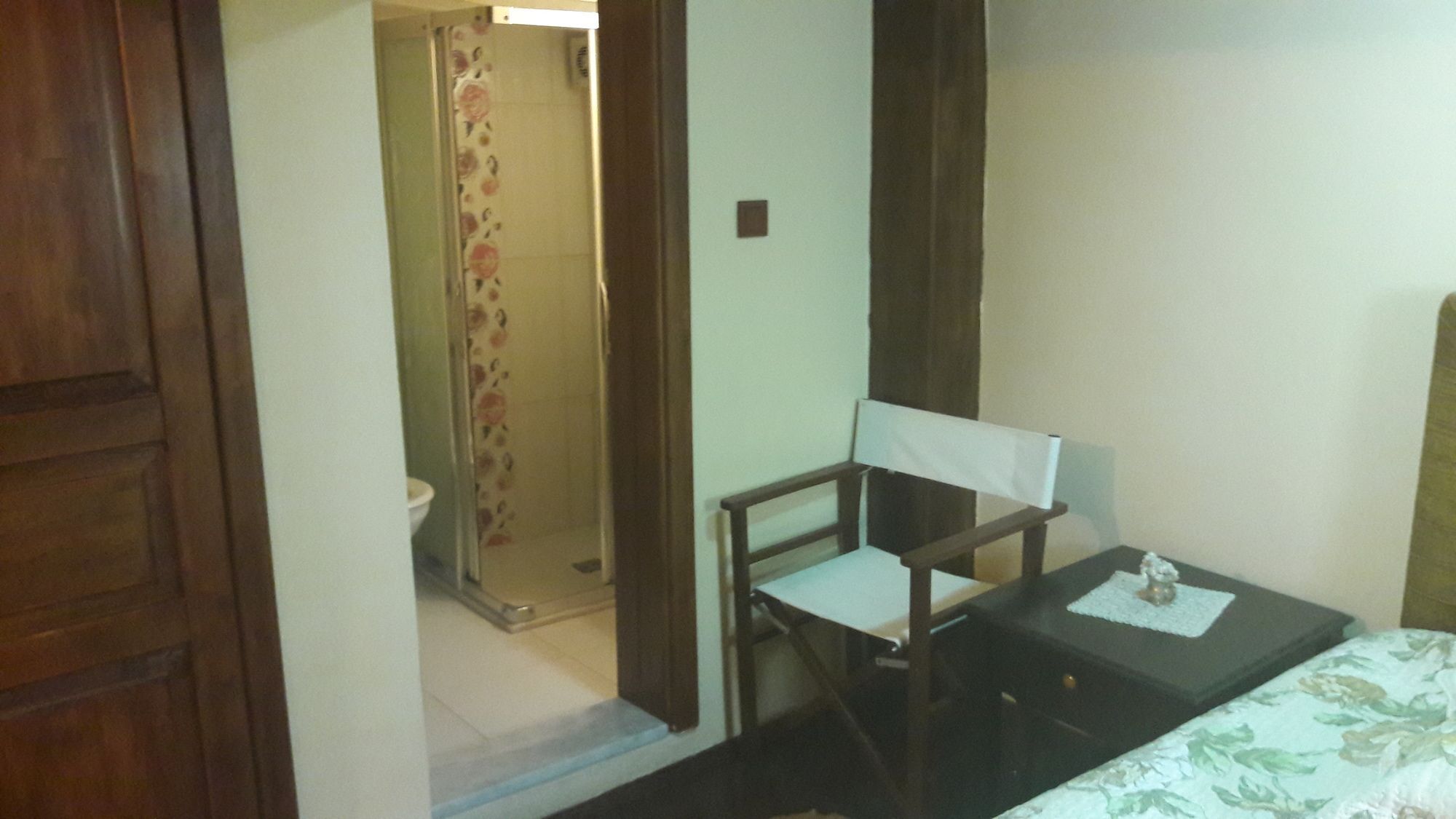 Papazin Konagi Hotel ไอวาลิค ภายนอก รูปภาพ